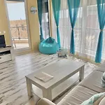 In Complex Sunny Island Deluxe * Tjernomorets