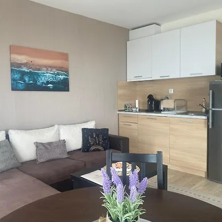 In Complex Sunny Island Deluxe Апартаменты