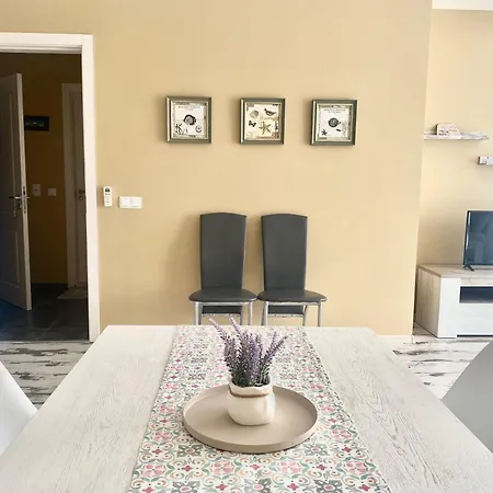 In Complex Sunny Island Deluxe Апартаменты *