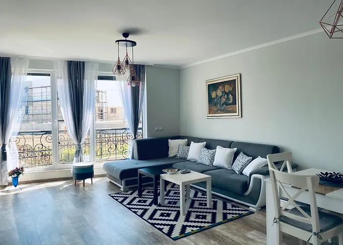 In Complex Sunny Island Deluxe Апартамент Черноморец