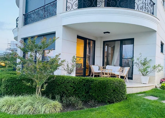 In Complex Sunny Island Deluxe Апартамент *