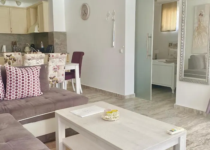 Апартамент In Complex Sunny Island Deluxe *