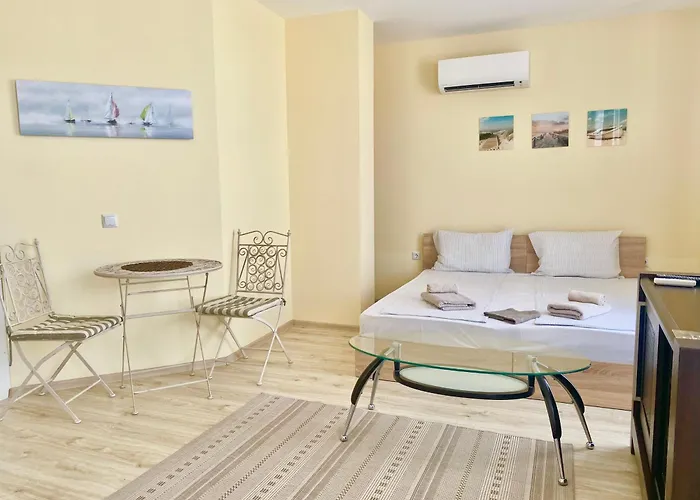 In Complex Sunny Island Deluxe Черноморец