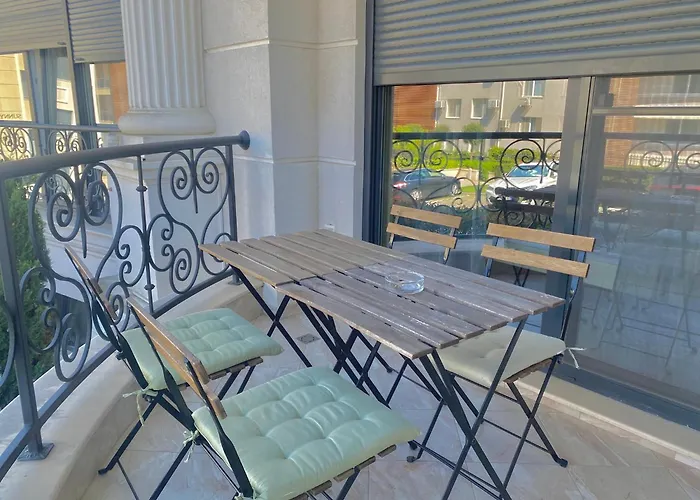 In Complex Sunny Island Deluxe Апартамент *