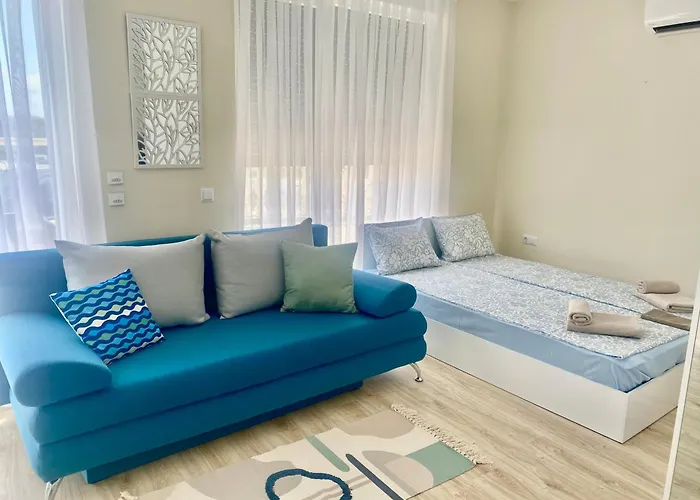 In Complex Sunny Island Deluxe Черноморец