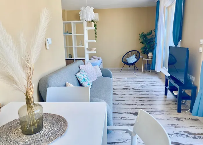 In Complex Sunny Island Deluxe * Черноморец