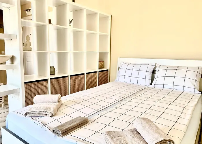 In Complex Sunny Island Deluxe * Черноморец