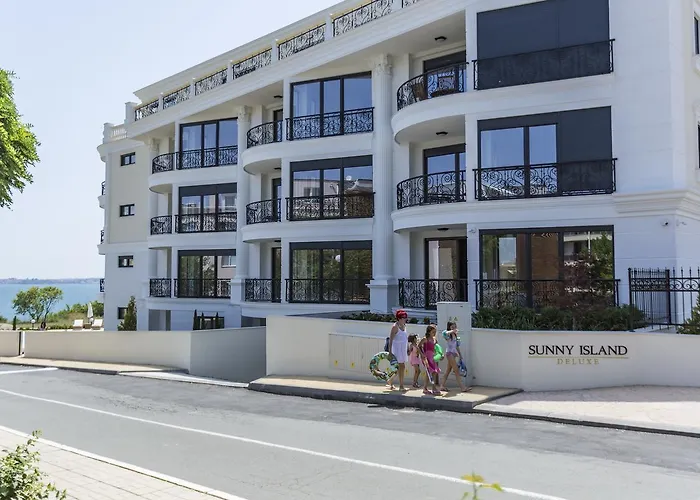 Апартамент In Complex Sunny Island Deluxe Черноморец