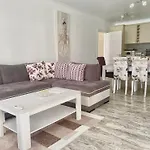 Апартаменты In Complex Sunny Island Deluxe