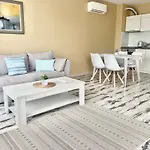아파트 In Complex Sunny Island Deluxe 체르노모레츠