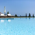 In Complex Sunny Island Deluxe Апартаменты *