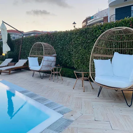 In Complex Sunny Island Deluxe تشيرنوموريتس