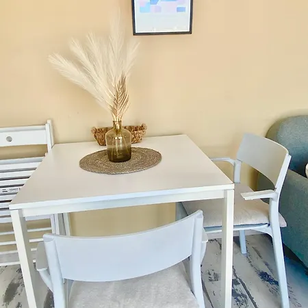 In Complex Sunny Island Deluxe شقة تشيرنوموريتس