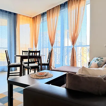 Apartment In Complex Sunny Island Deluxe Chernomorets
