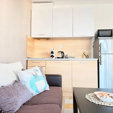 In Complex Sunny Island Deluxe Apartment *