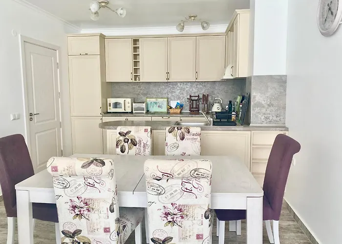 In Complex Sunny Island Deluxe Апартаменты Черноморец