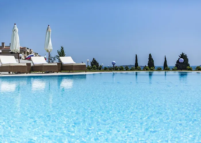 In Complex Sunny Island Deluxe Апартаменты *